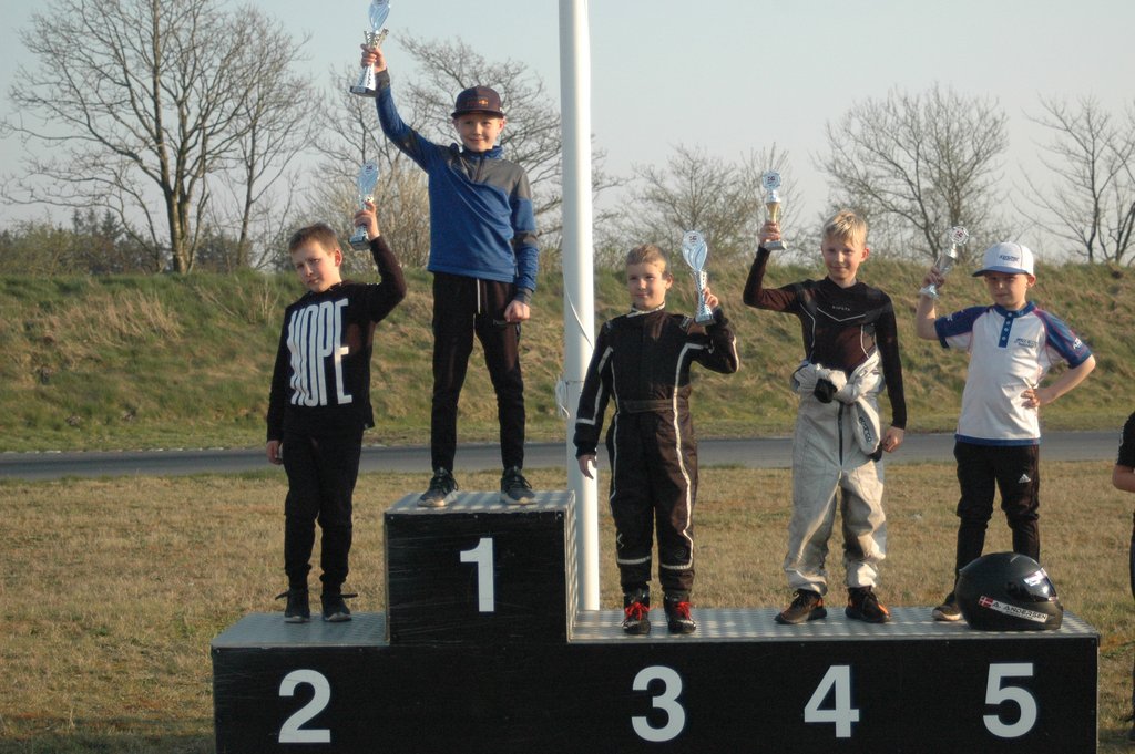 Præmieoverrækkelse i Rotax Micro
(Foto: Niels Kiilerich)